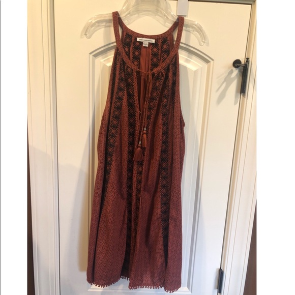 American Eagle Outfitters Dresses & Skirts - American Eagle M rust dress with black embroidery